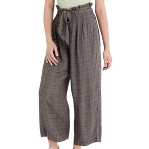 American eagle high waisted paper bag pants